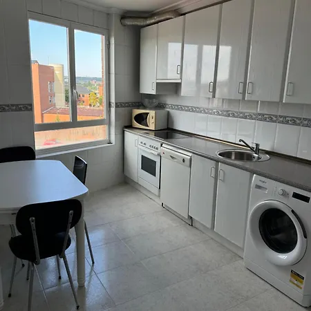 Lägenhet La Casa De Reyes - Wifi Gratis *